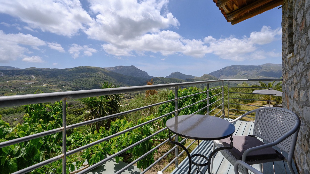 Photo of Outdoor in Lampini