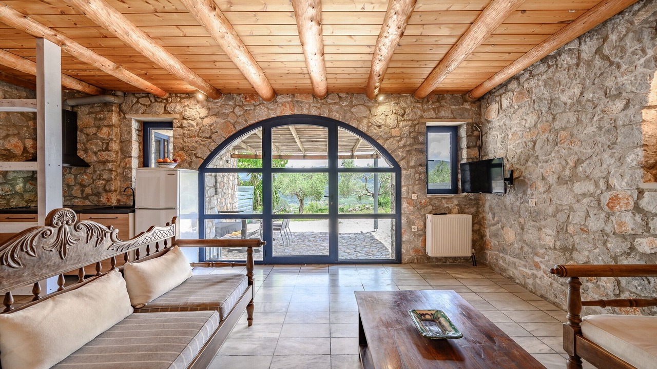 Photo of Outdoor in Lampini