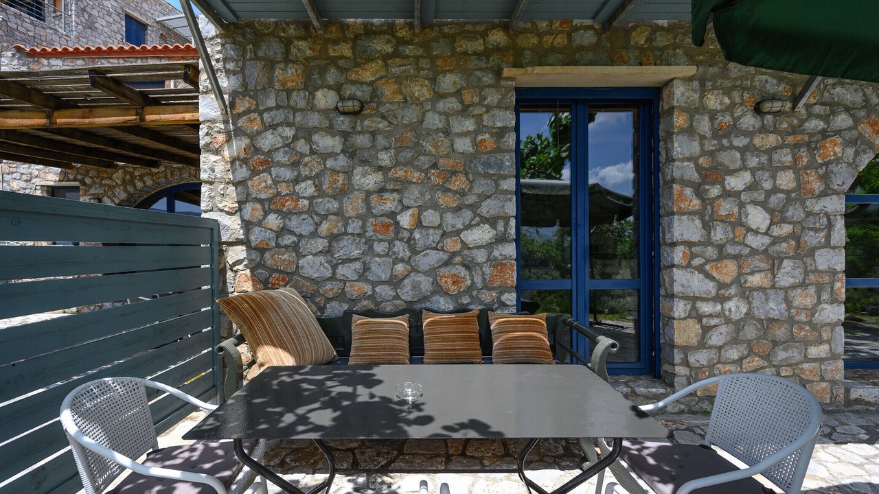 Photo of Outdoor in Lampini