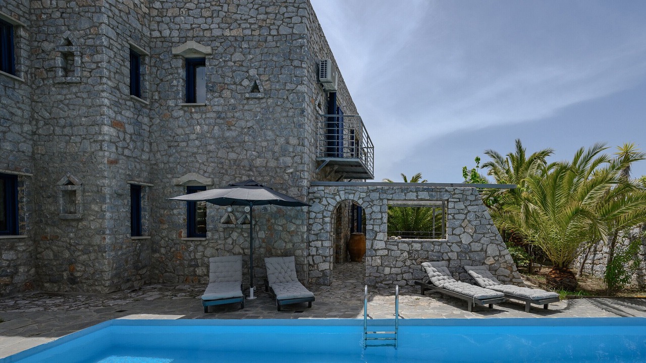 Photo of Outdoor in Lampini