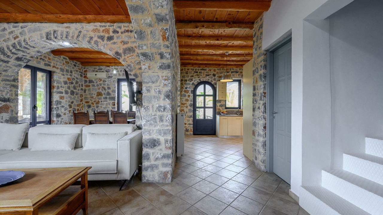 Photo of Outdoor in Lampini