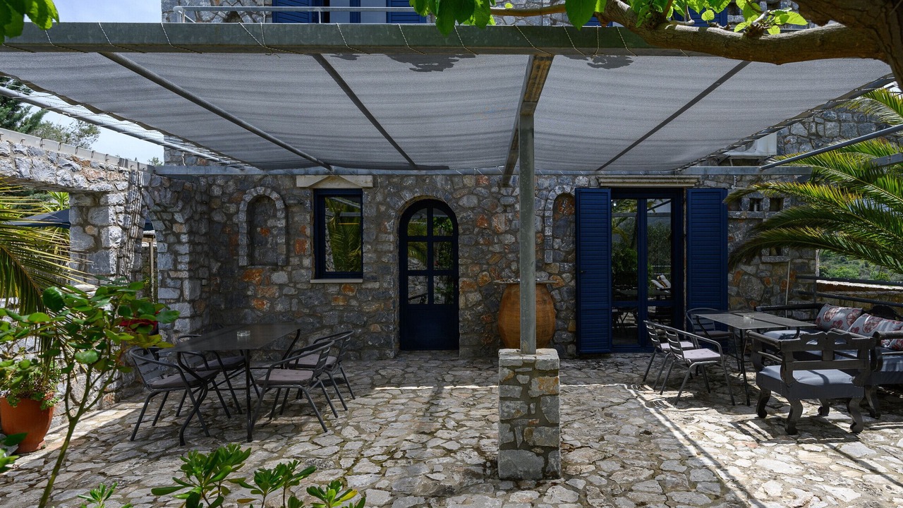 Photo of Outdoor in Lampini