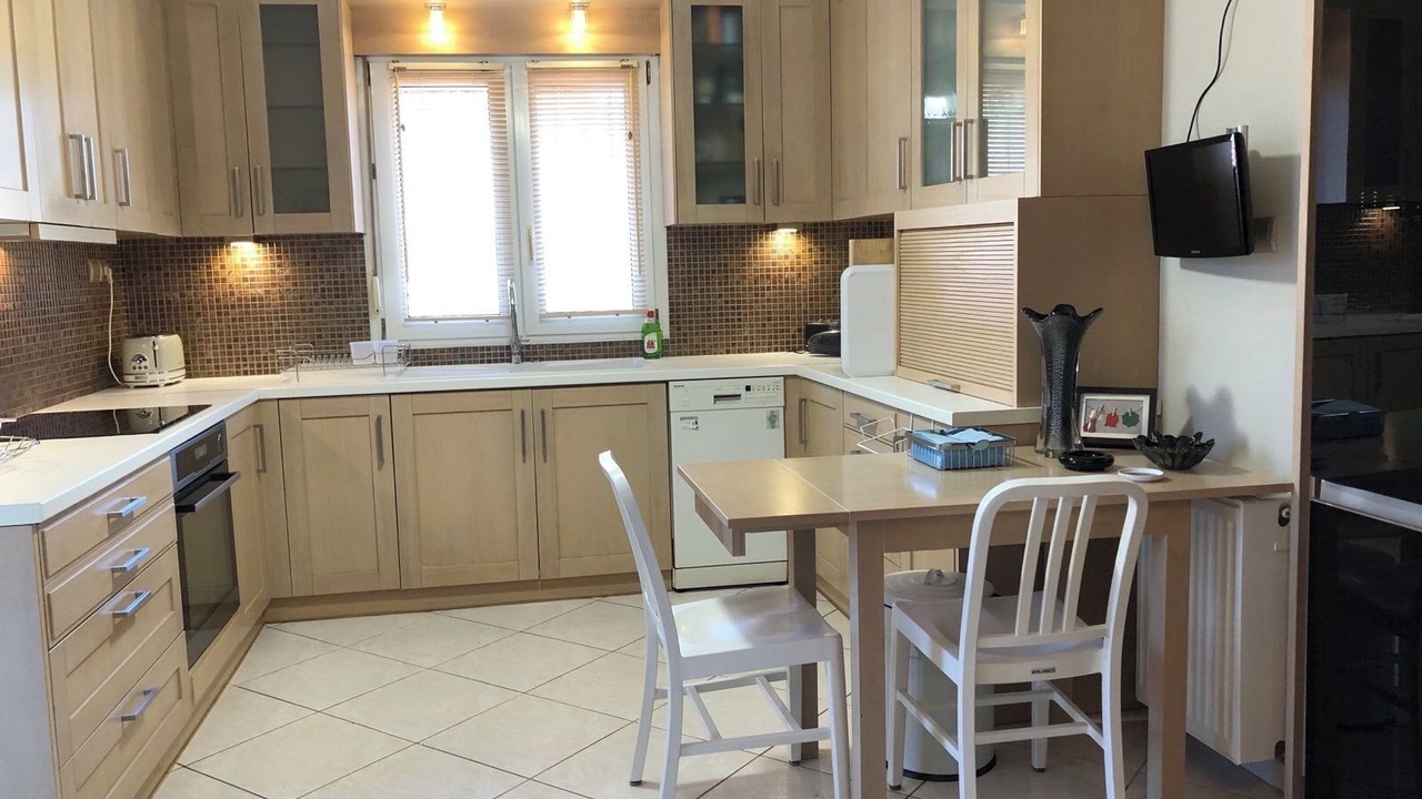 Photo of Kitchen in Plagiarion