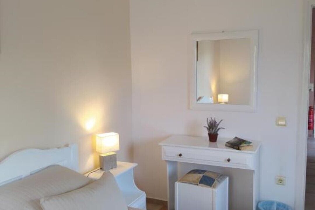 Photo of Bedroom in Longos