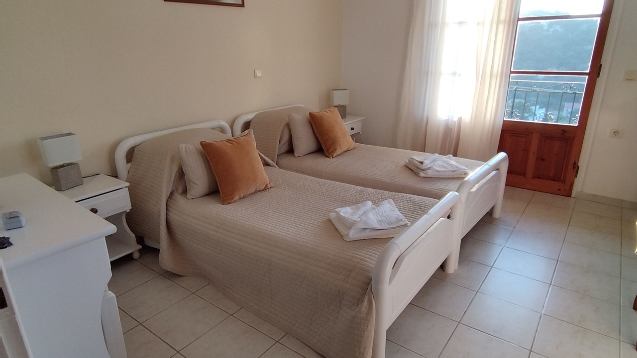 Photo of Bedroom in Longos