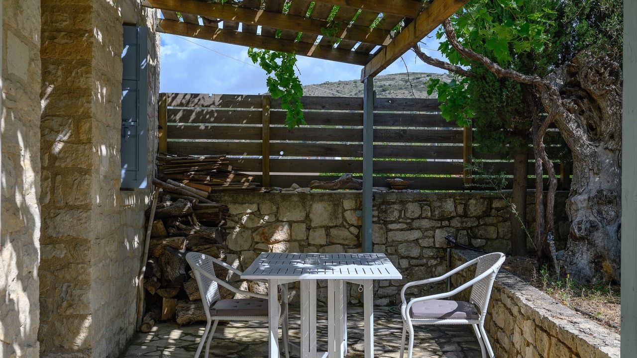 Photo of Outdoor in Lampini