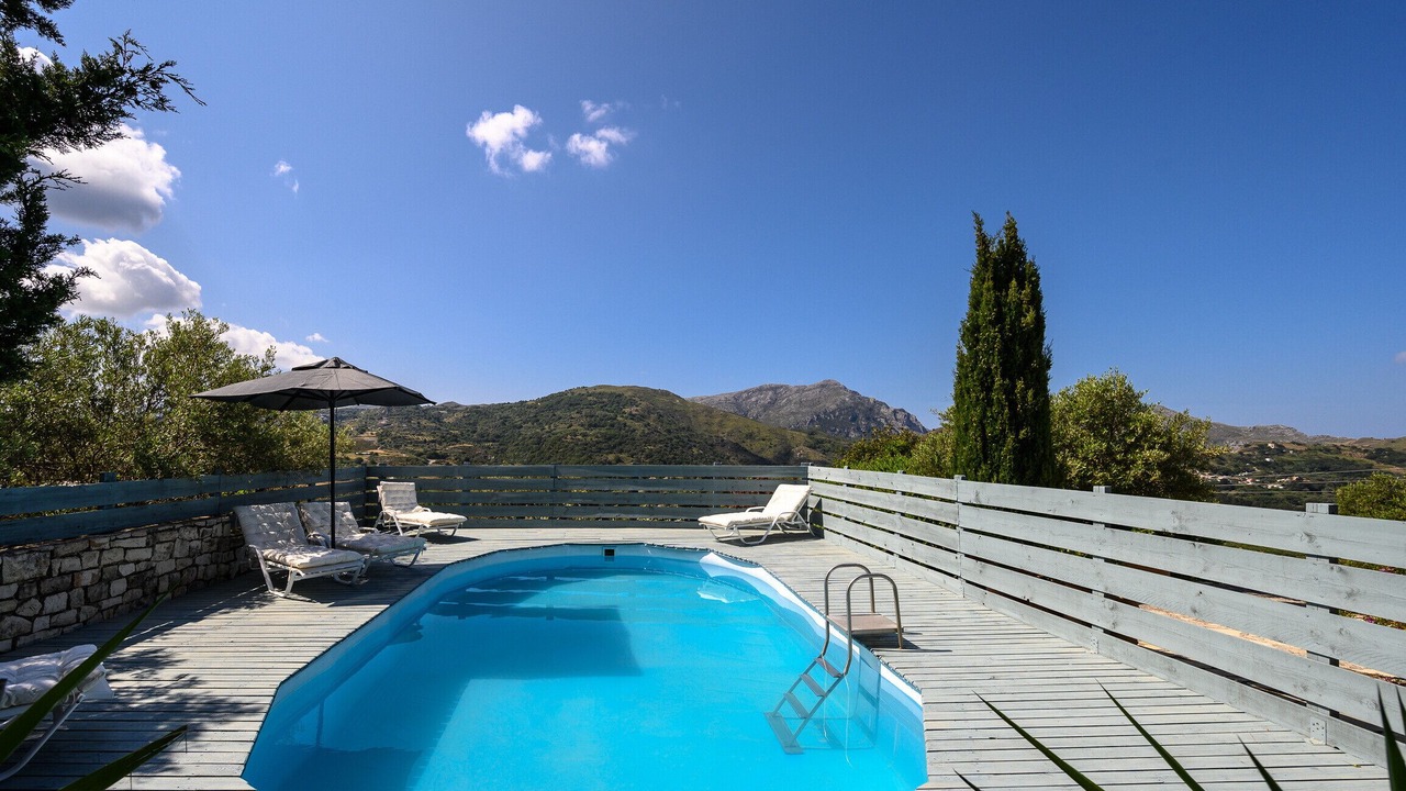 Photo of Outdoor in Lampini