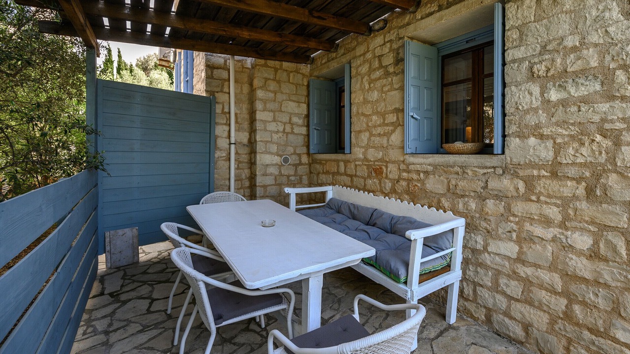 Photo of Outdoor in Lampini