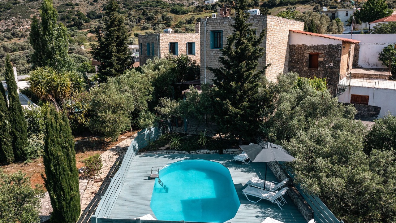 Photo of Outdoor in Lampini