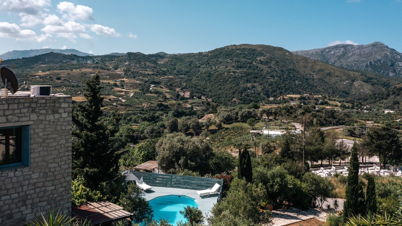 Photo of Outdoor in Lampini