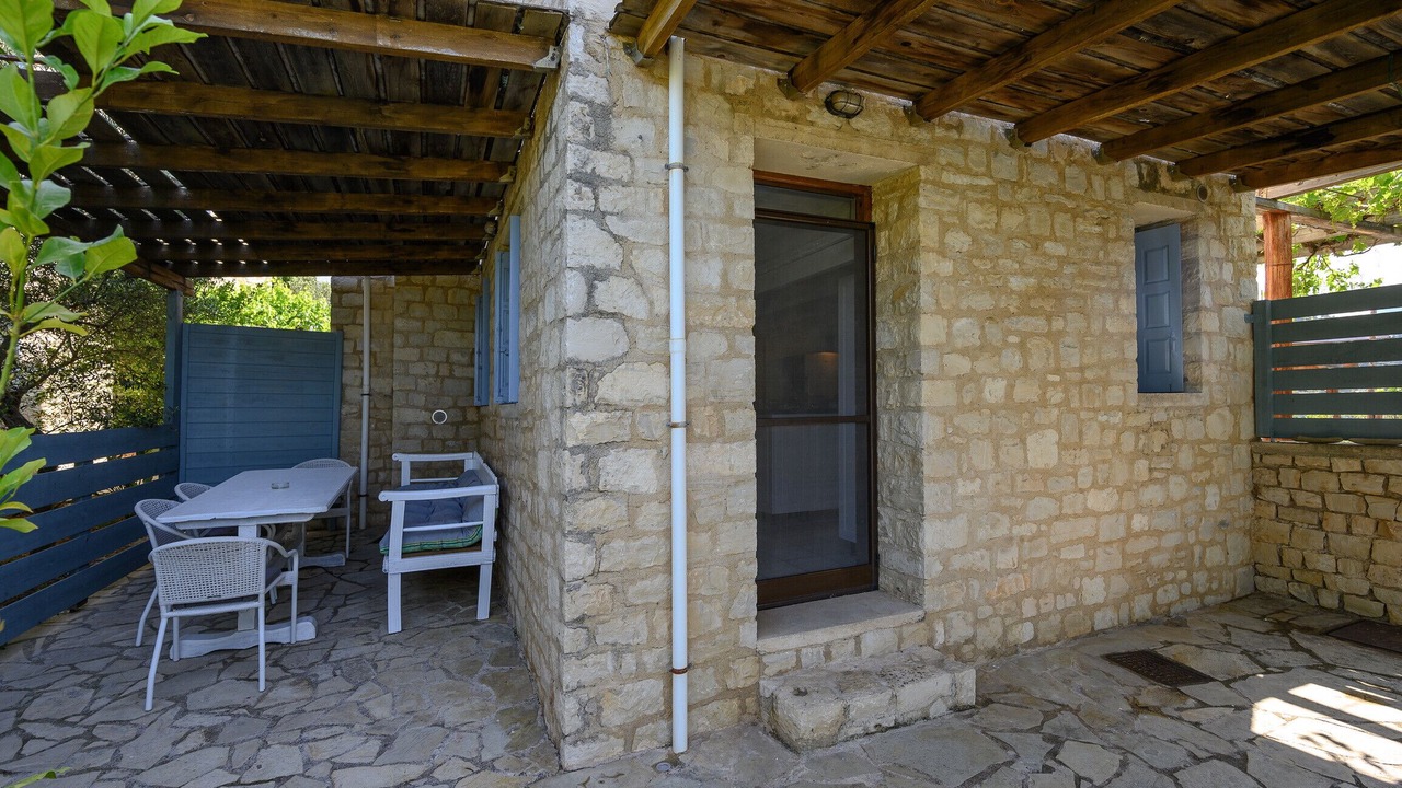 Photo of Outdoor in Lampini