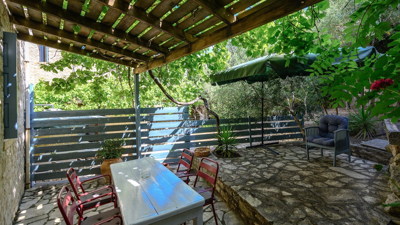 Photo of Outdoor in Lampini