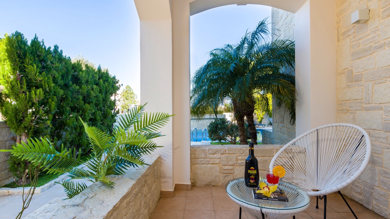 Photo of Patio Balcony in Pitharion
