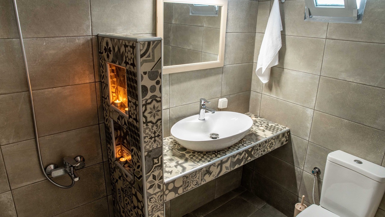 Photo of Bathroom in Zaros