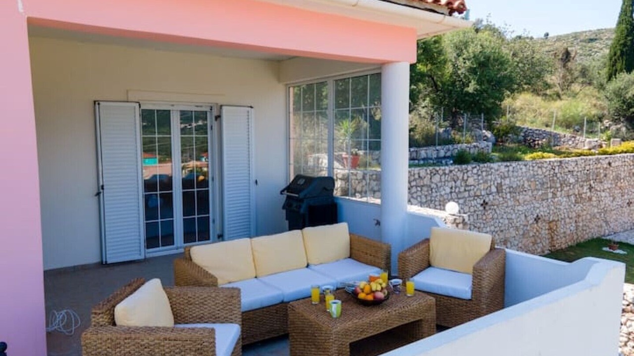 Photo of Patio Balcony in Karavados