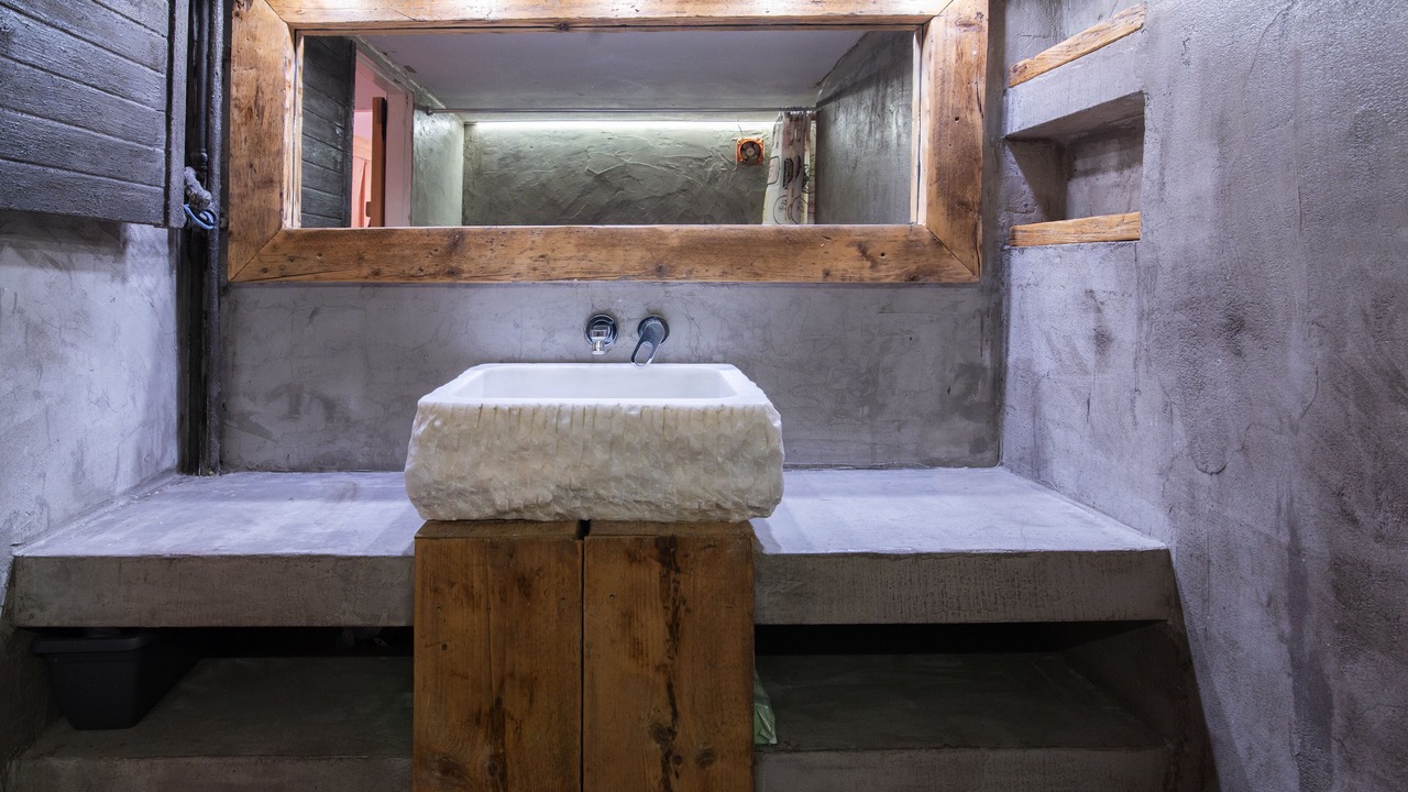 Photo of Bathroom in Nea Smirni
