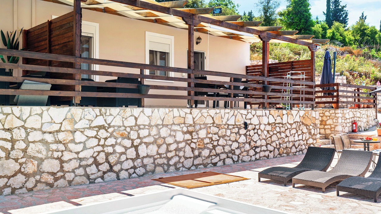 Photo of Patio Balcony in Chortata