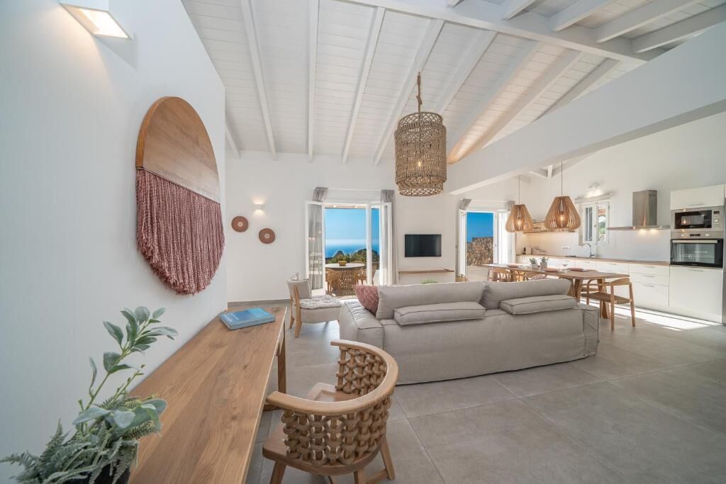 Photo of Livingroom in Tzamarelata