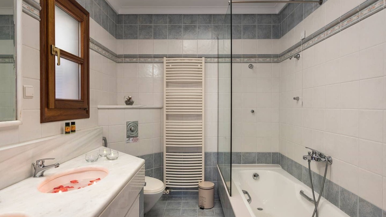 Photo of Bathroom in Maleme