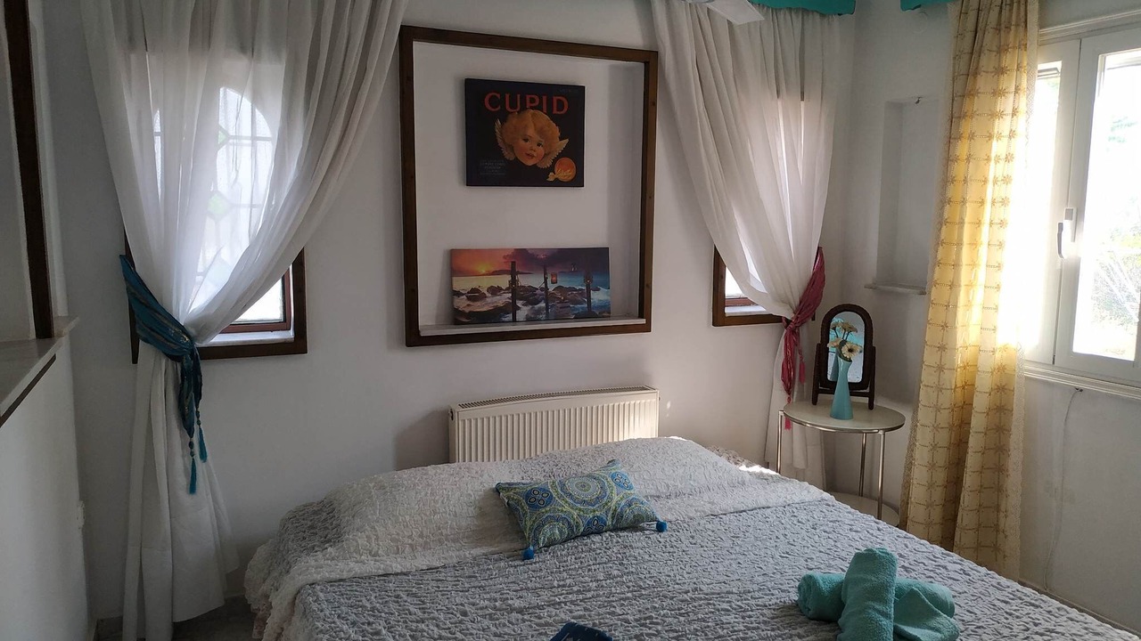 Photo of Bedroom in Velon