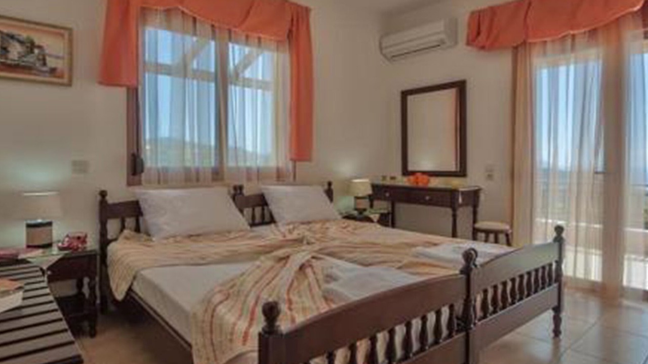 Photo of Bedroom in Triopetra
