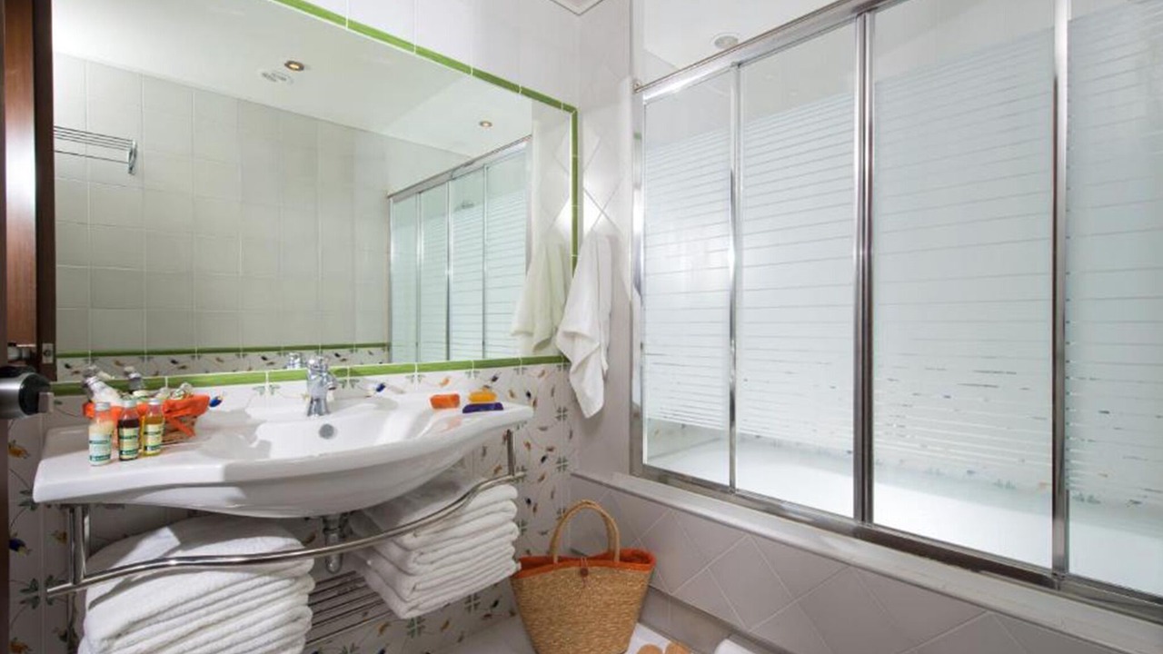 Photo of Bathroom in Koutouloufari