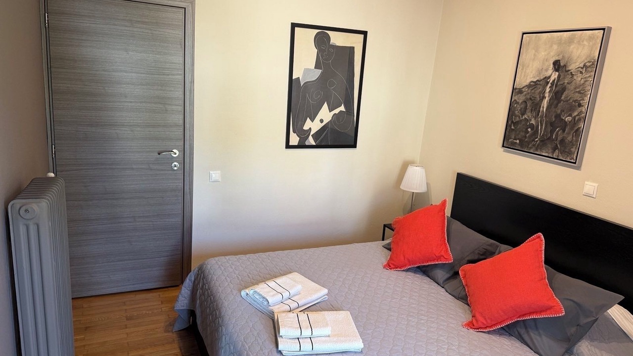 Photo of Bedroom in Glyfada