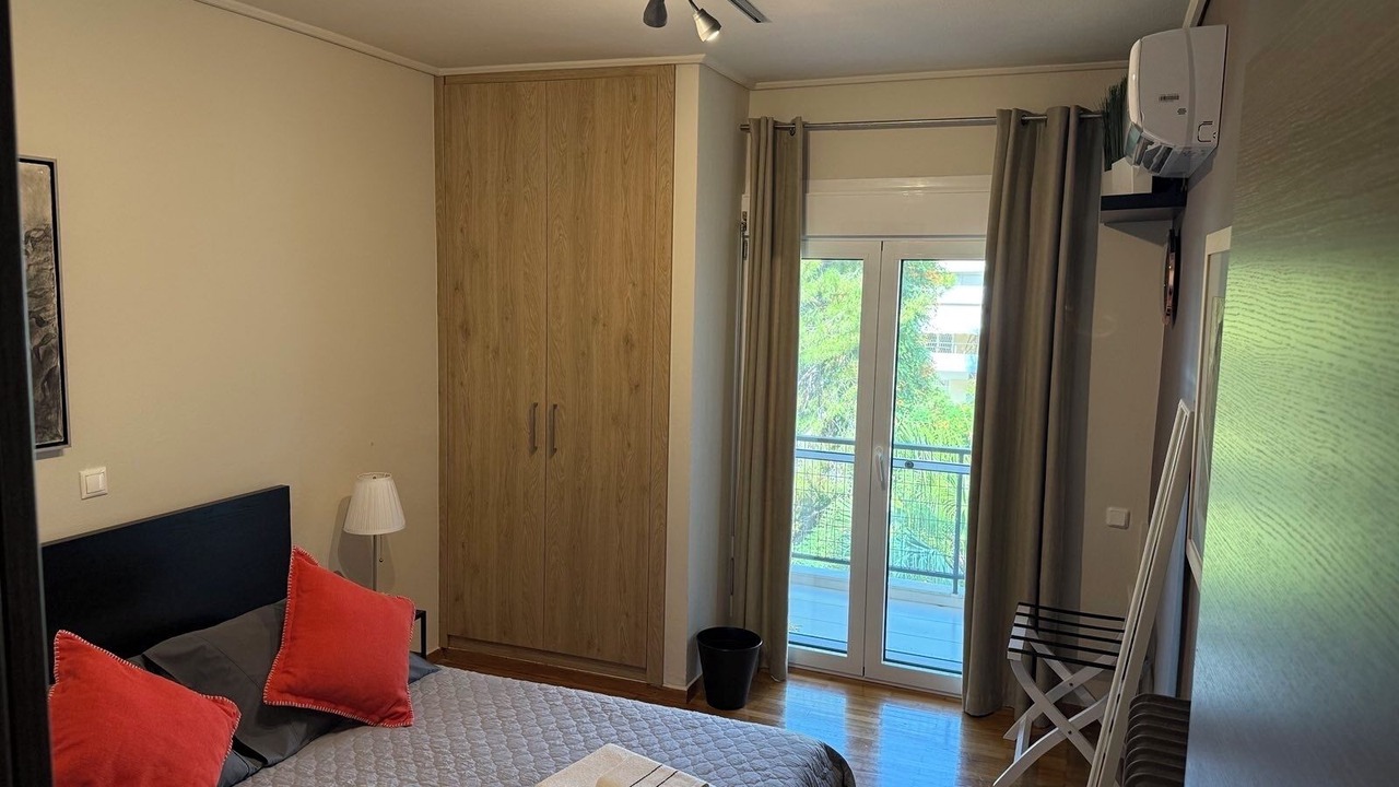 Photo of Bedroom in Glyfada