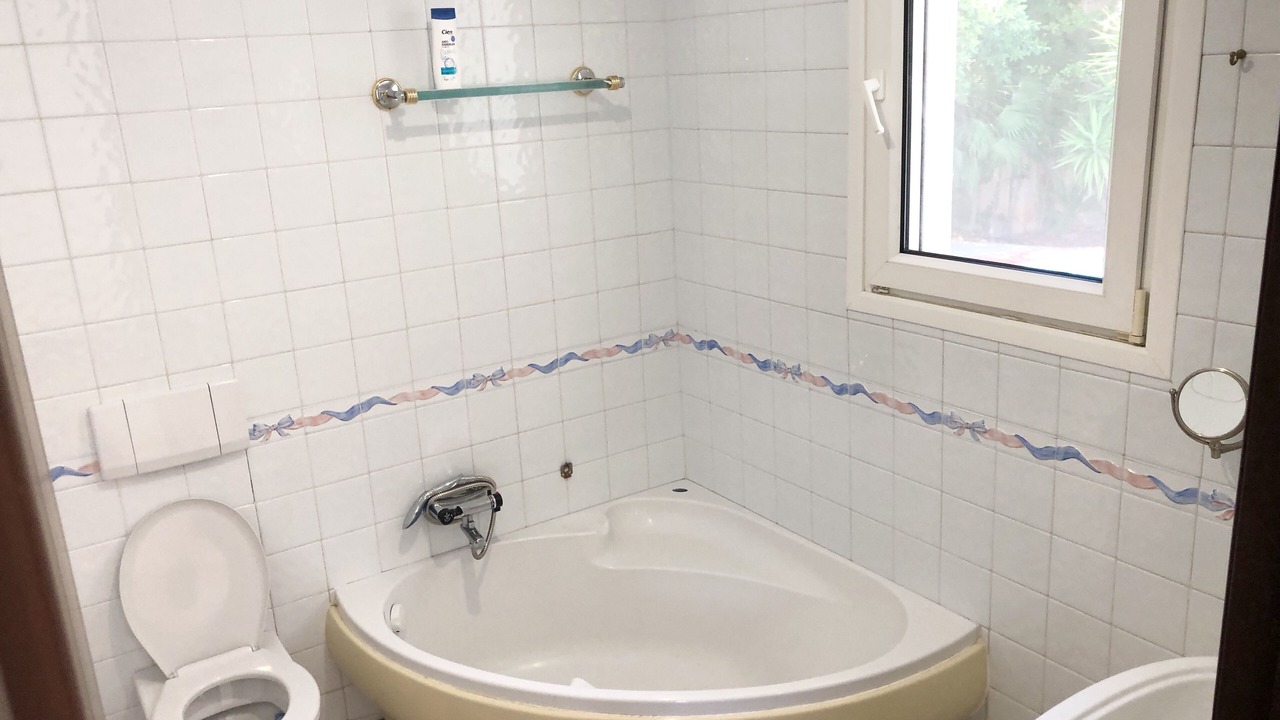Photo of Bathroom in Voula