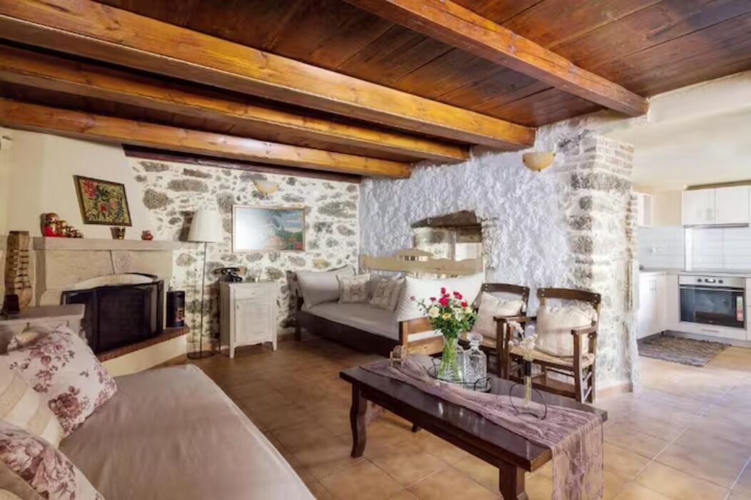 Photo of Livingroom in Zaros