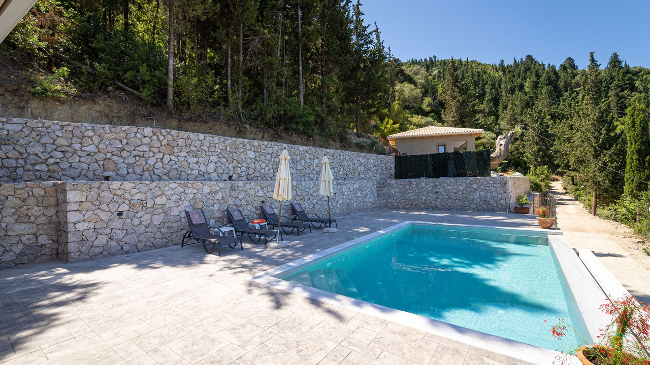 Photo of Outdoor in Evgiros