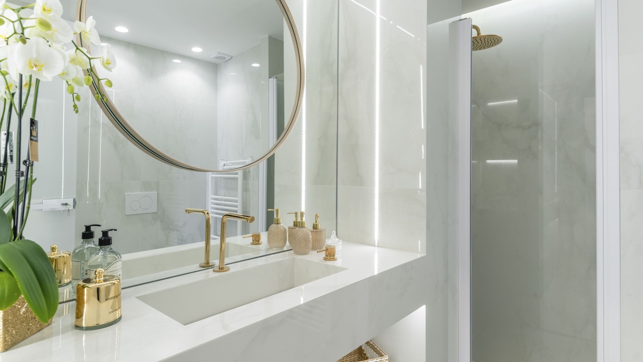 Photo of Bedroom in Mikrolimano