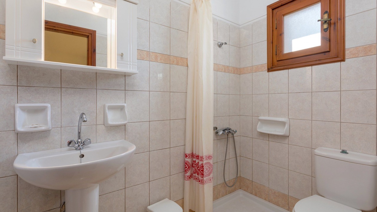 Photo of Bathroom in Ano Vasilikos