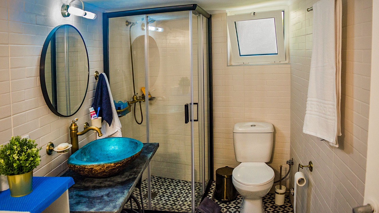 Photo of Bathroom in Halepa