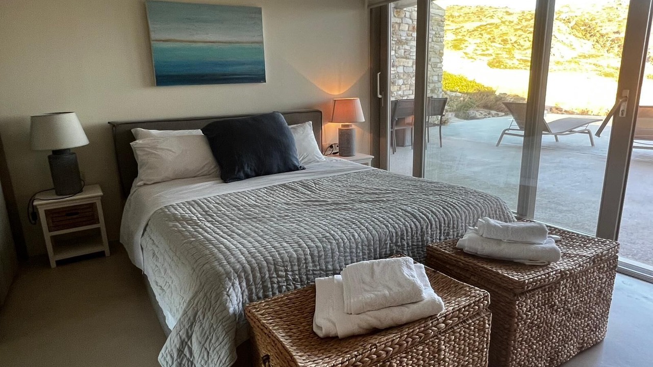 Photo of Bedroom in Milopotas
