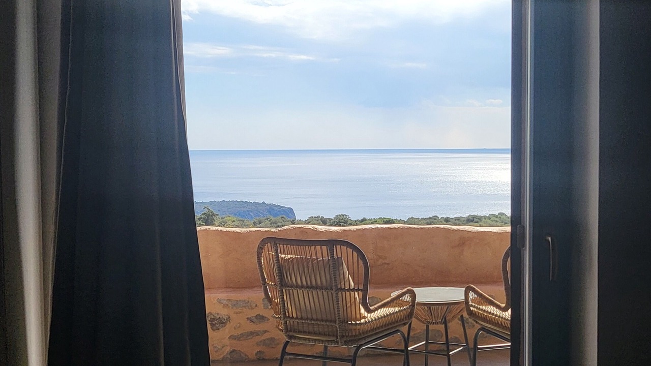 Photo of Others in Omales