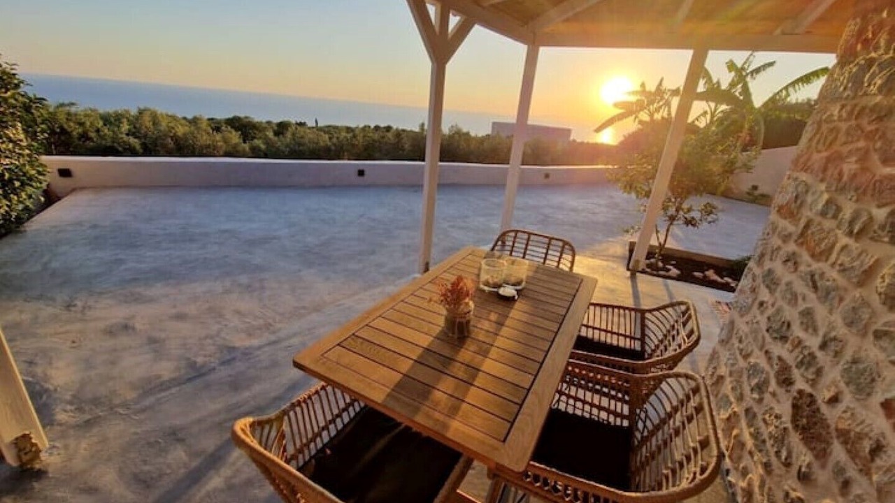 Photo of Outdoor in Omales