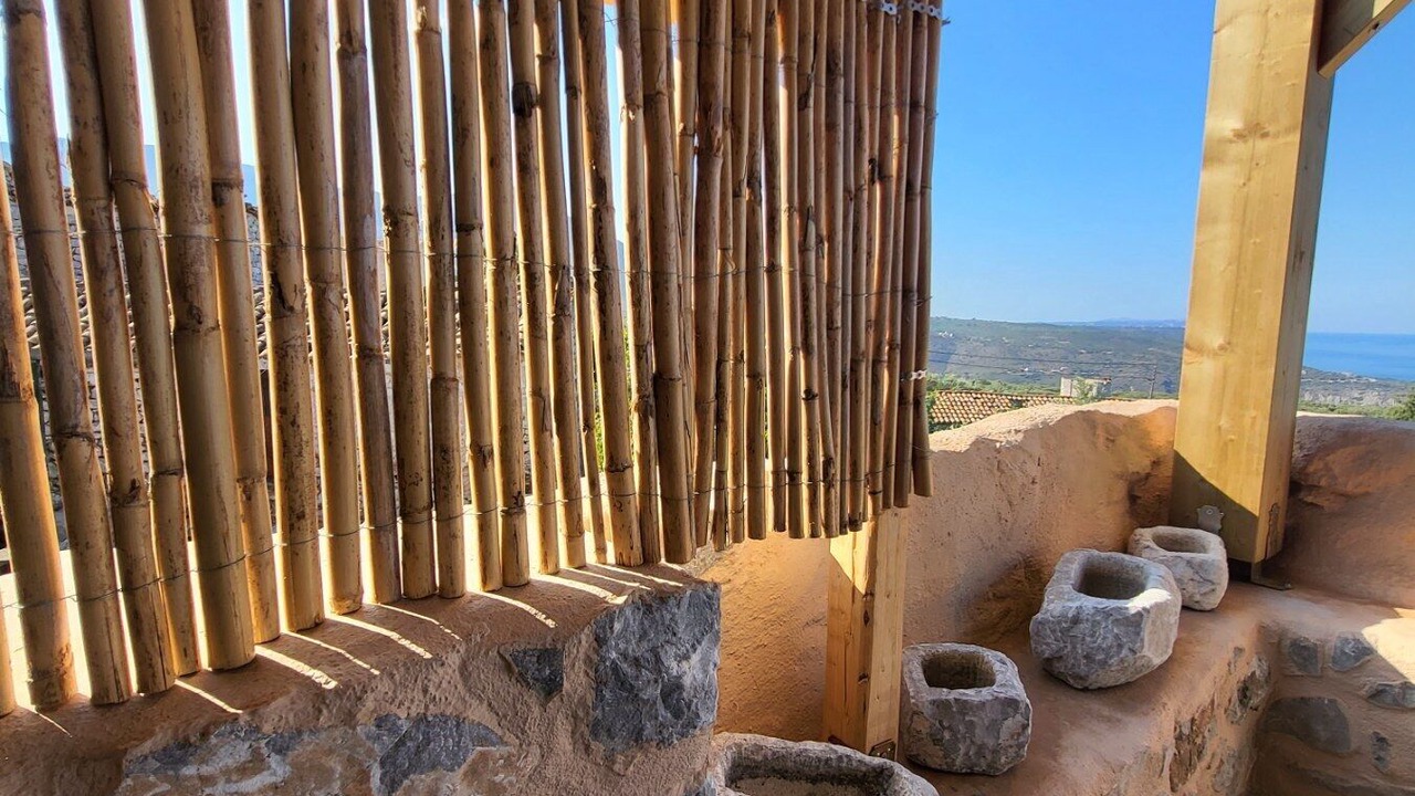 Photo of Outdoor in Omales