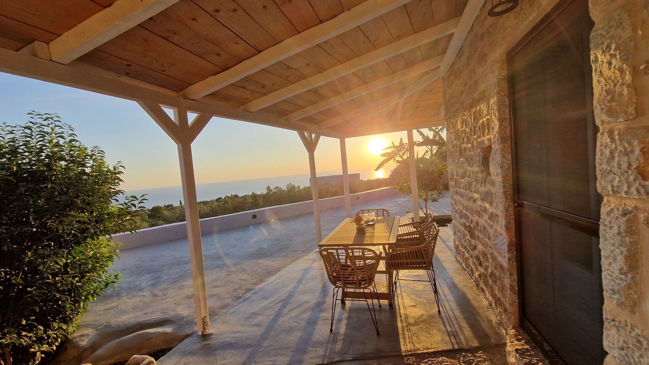 Photo of Outdoor in Omales