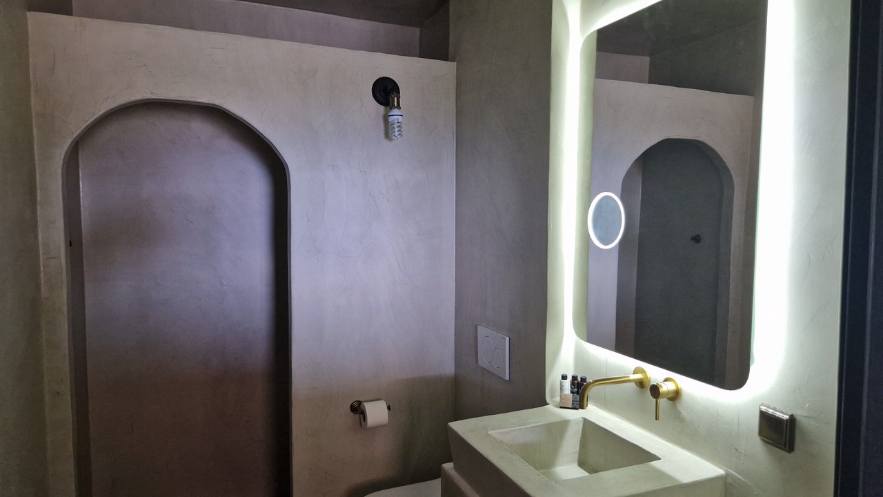 Photo of Bathroom in Omales