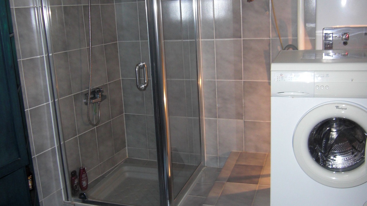 Photo of Bathroom in Kerames