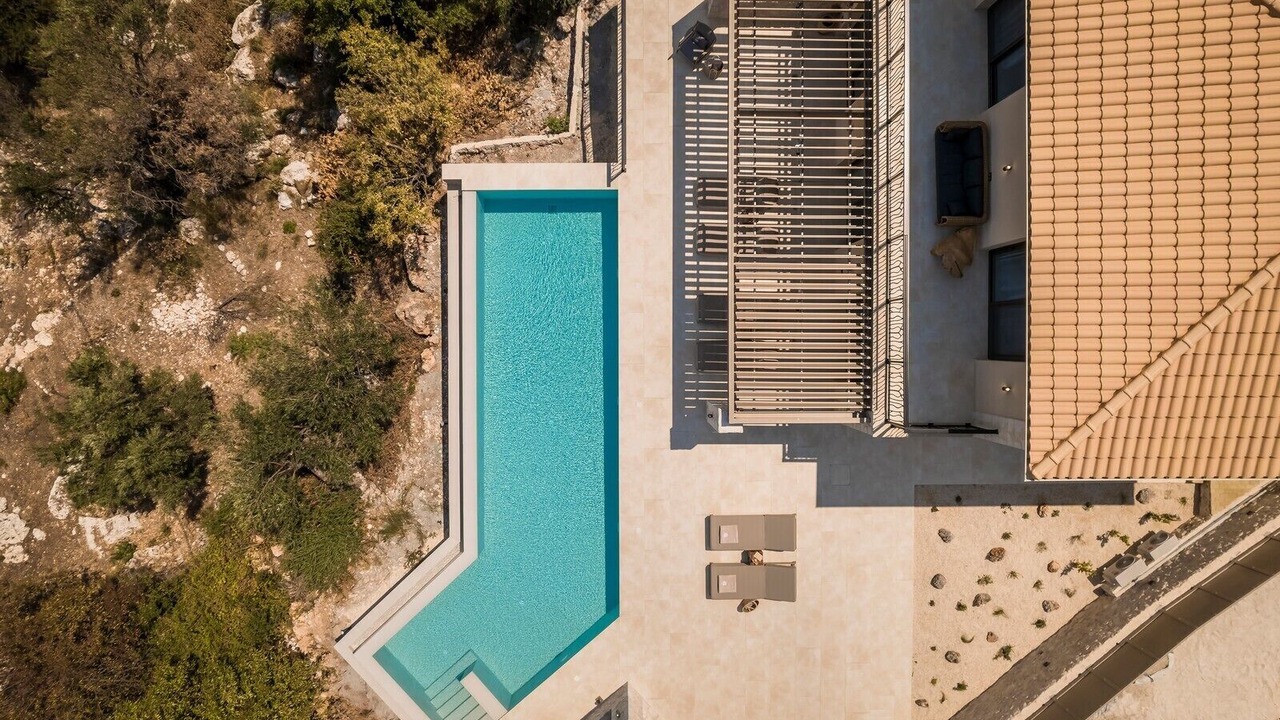 Photo of Outdoor in Zola