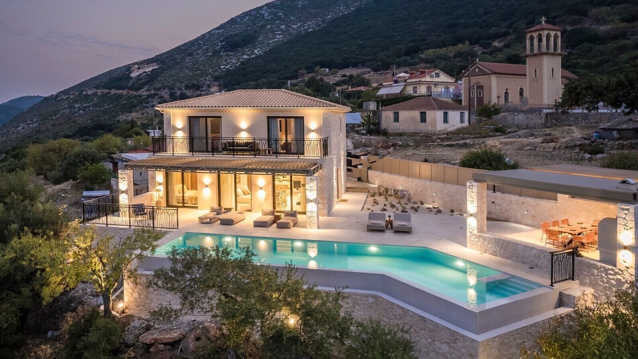 Photo of Outdoor in Zola