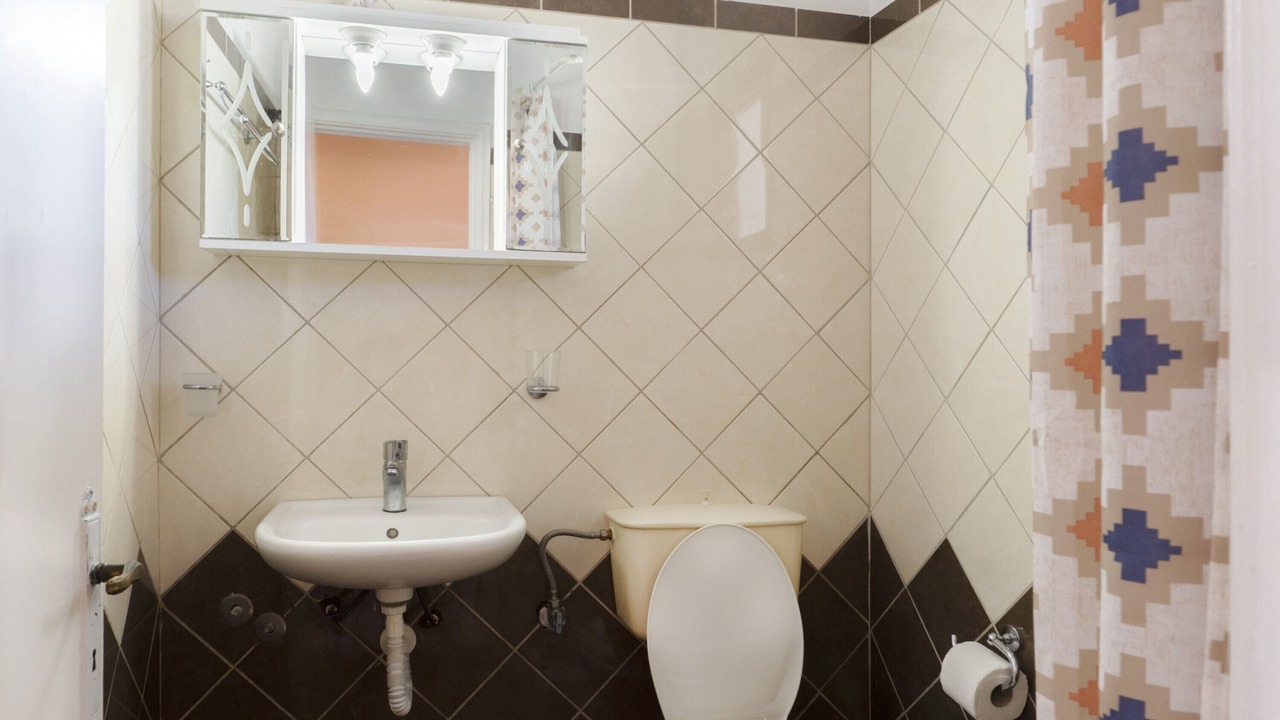 Photo of Bathroom in Agios Georgios Pagon