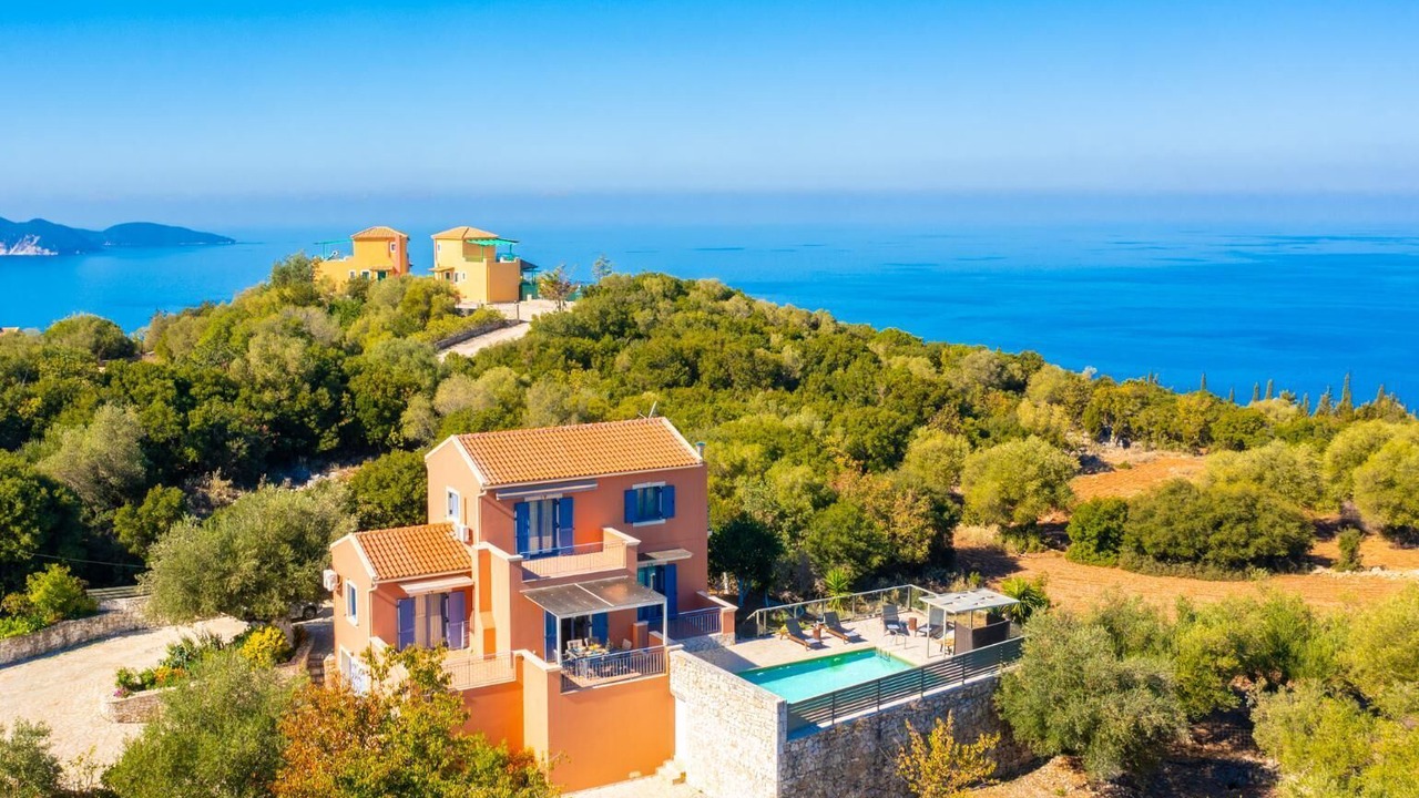 Photo of Outdoor in Mesovounia