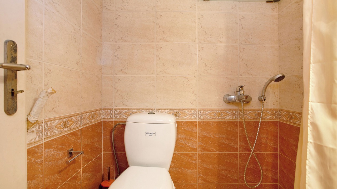 Photo of Bathroom in Psarou