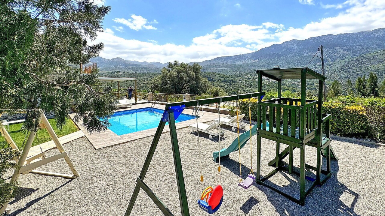 Photo of Outdoor in Embrosneros