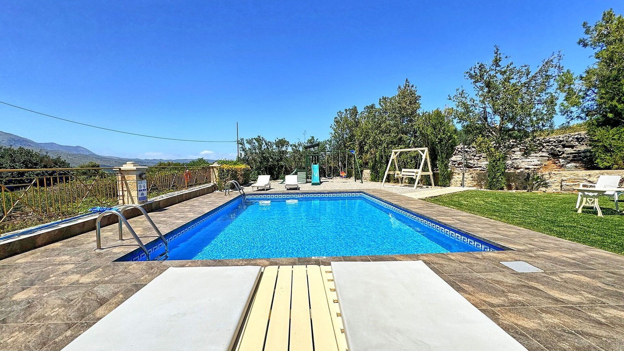 Photo of Outdoor in Embrosneros