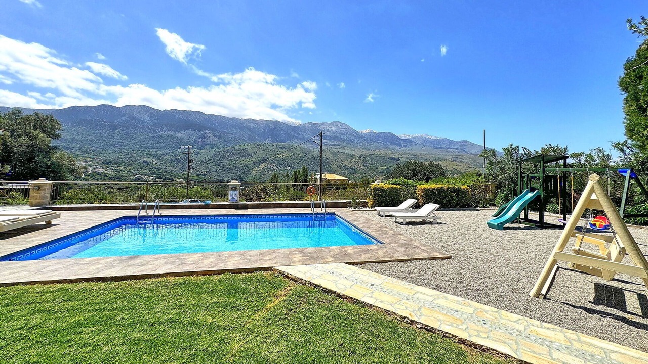 Photo of Outdoor in Embrosneros