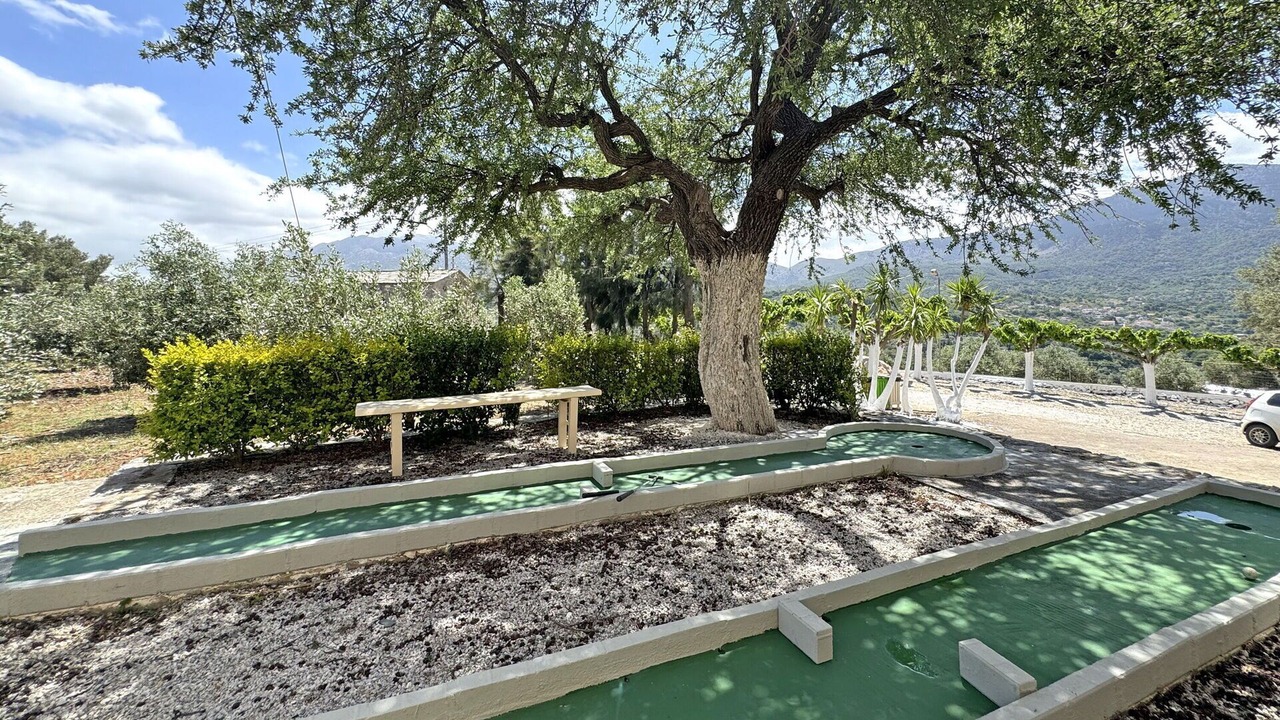 Photo of Outdoor in Embrosneros